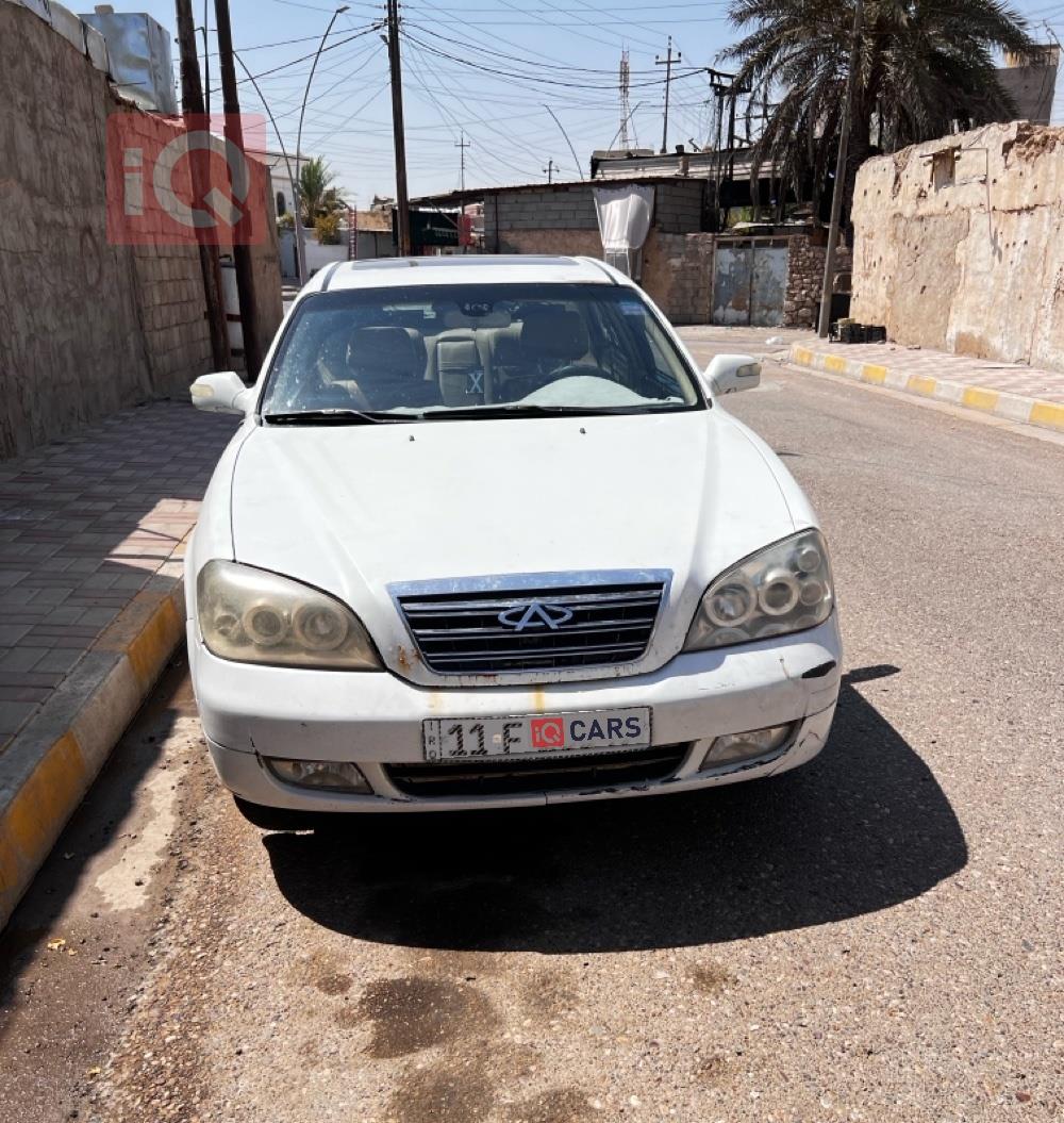 شيري إيستار